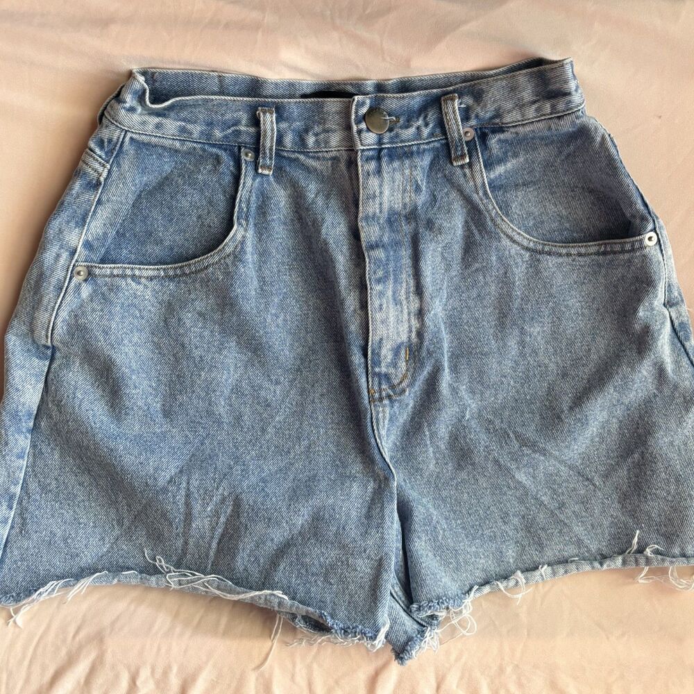 JLUXLABEL Light Wash Denim Shorts Size 26 Womens Shorts